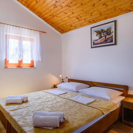 Apartments Stipe مالي لوشينغْ المظهر الخارجي الصورة